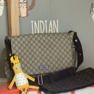 AUTHENTIC Gucci Supreme Diaper Bag